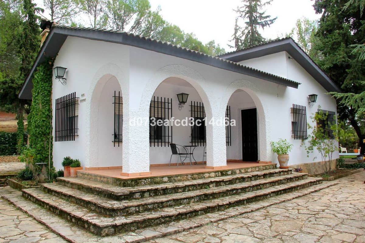 Detached Villa in Ronda — photo 3 of 10