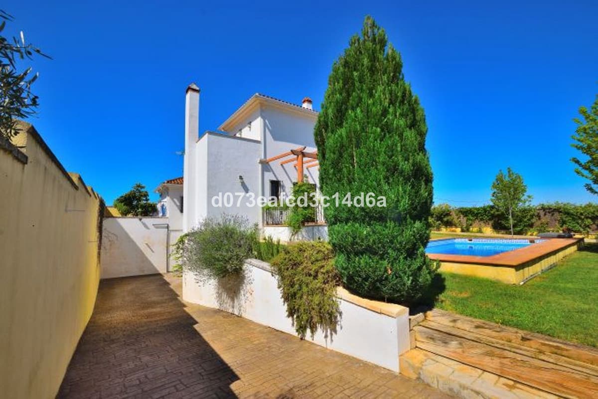 Detached Villa in Ronda — photo 7 of 10