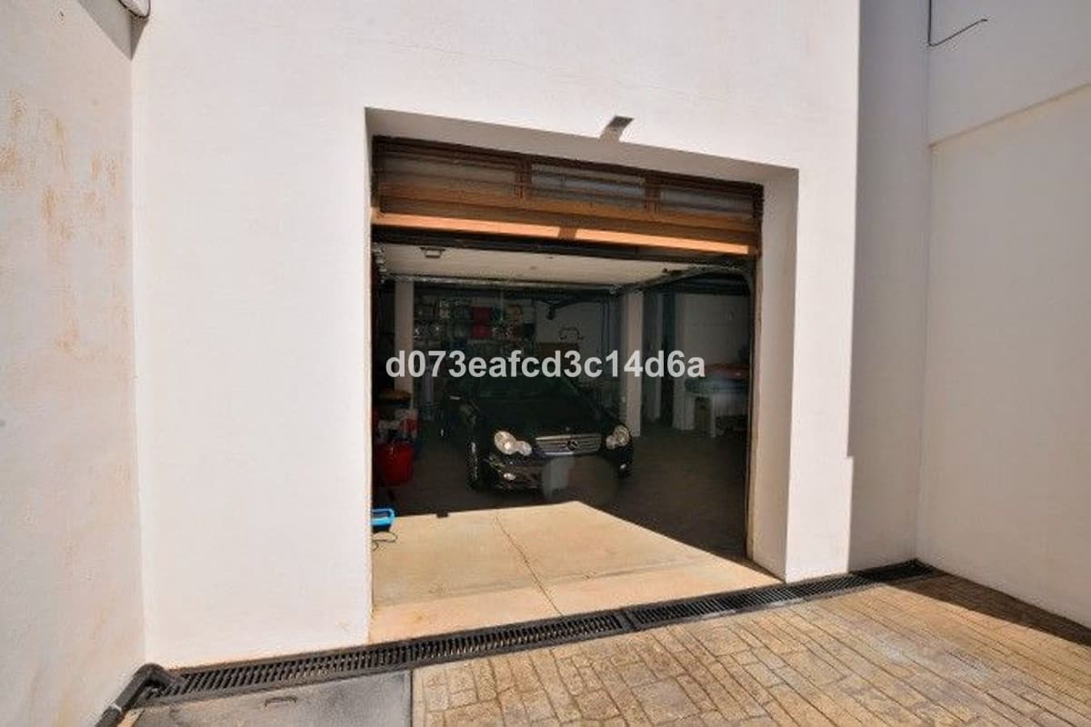 Detached Villa in Ronda — photo 8 of 10