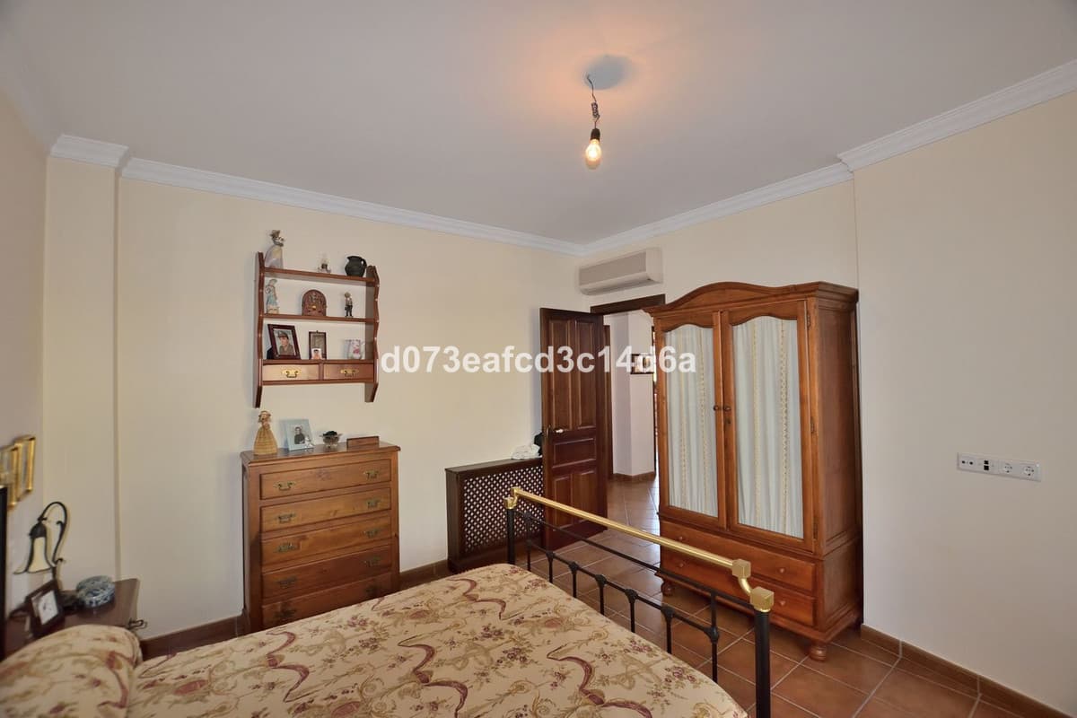 Detached Villa in Montejaque — photo 9 of 10