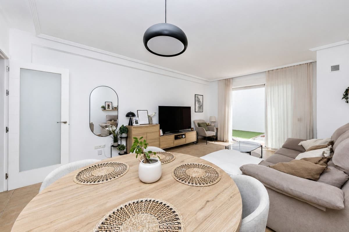 Townhouse in Mijas — photo 1 of 10