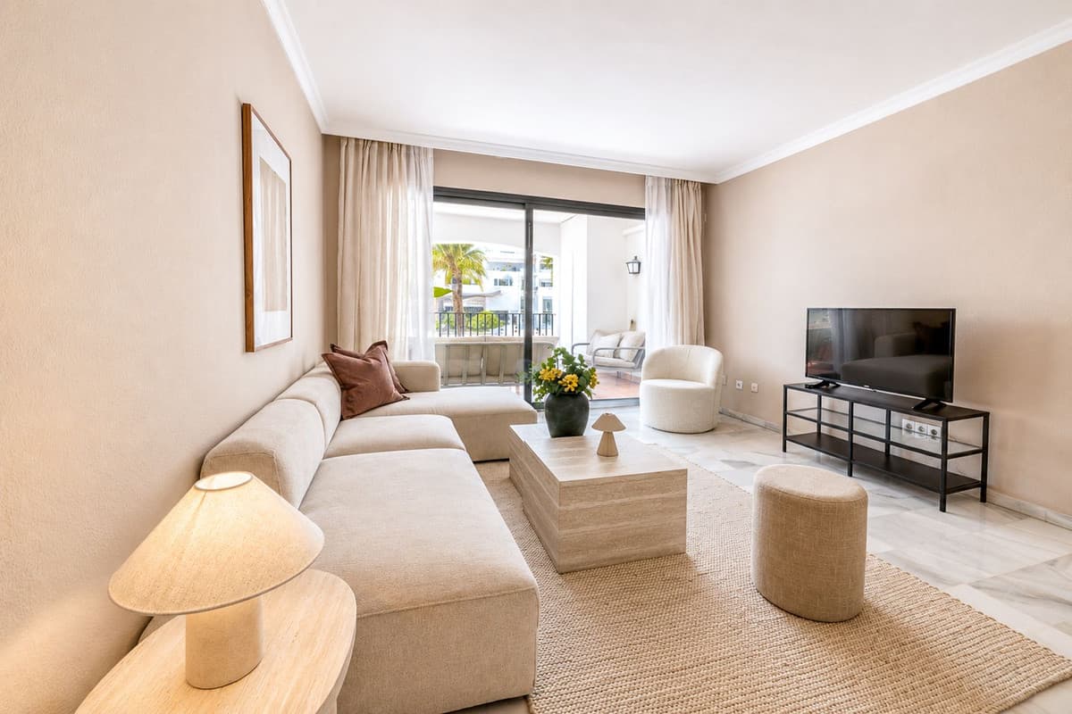 Middle Floor Apartment in Puerto Banús — photo 6 of 10