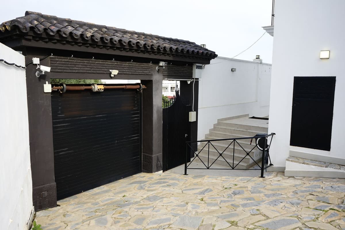 Detached Villa in Marbella — photo 6 of 10