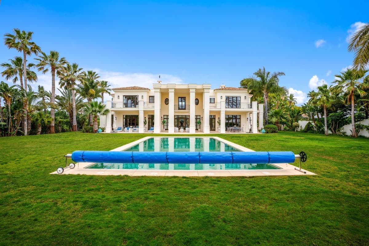 Detached Villa in Guadalmina Baja