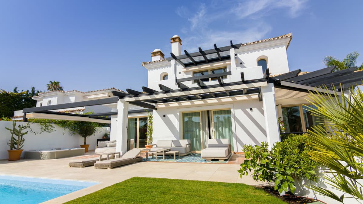 Detached Villa in Las Chapas — photo 3 of 10