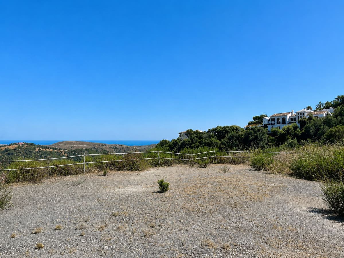 Residential Plot in Benahavís — photo 4 of 10