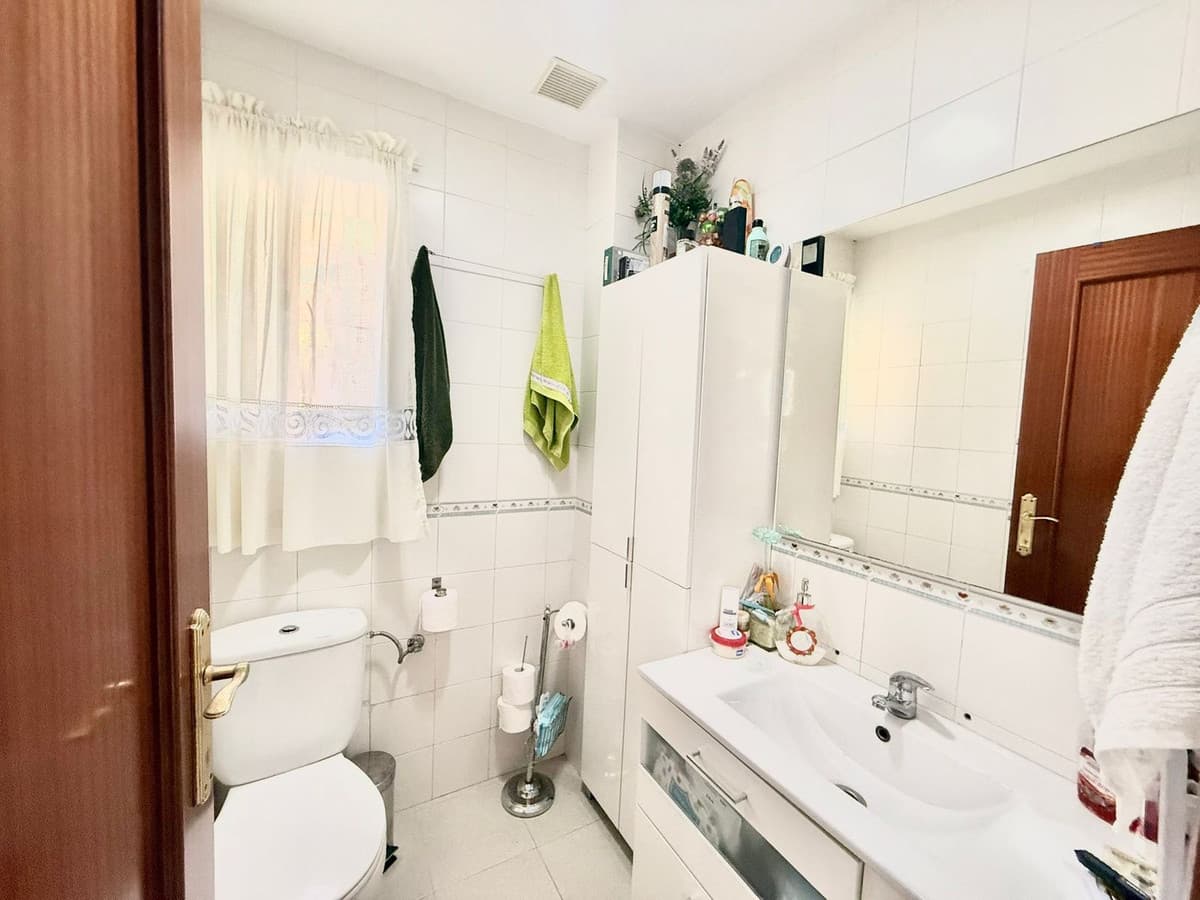 Semi-Detached House in Torreblanca — photo 5 of 10