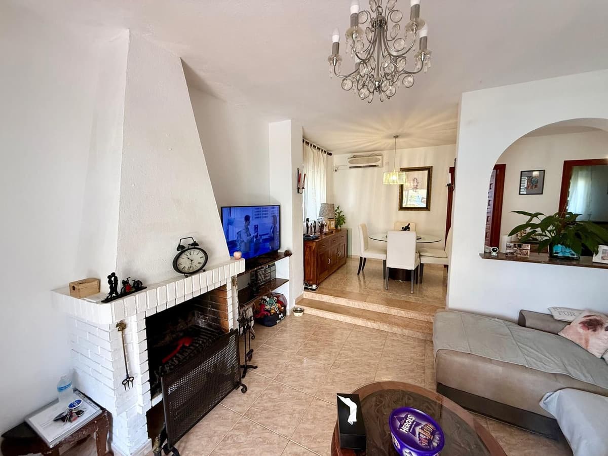 Semi-Detached House in Manilva — photo 5 of 10