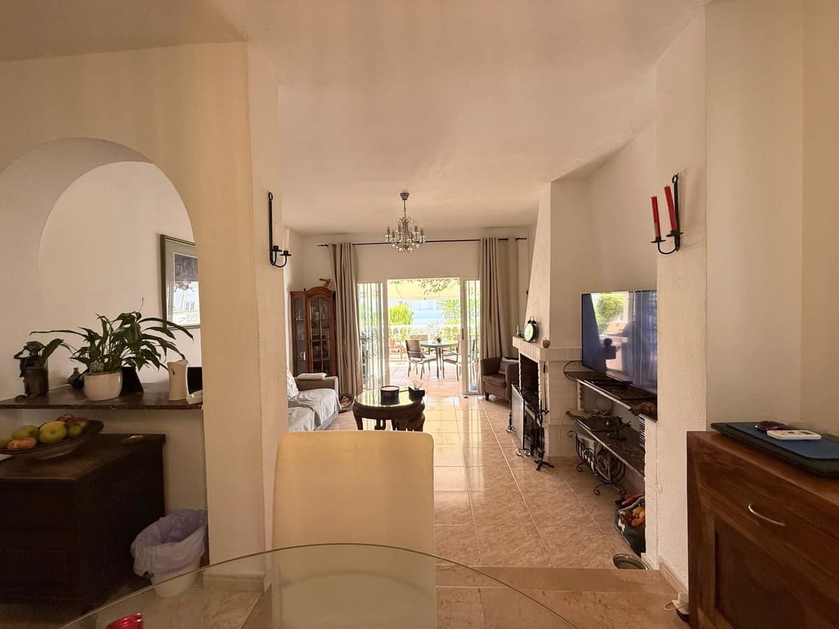Semi-Detached House in Manilva — photo 6 of 10