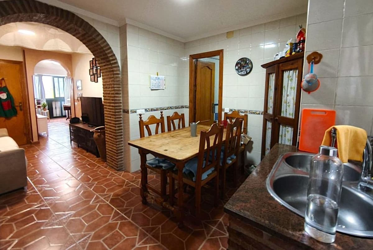 Top Floor Apartment in Estepona — photo 2 of 10