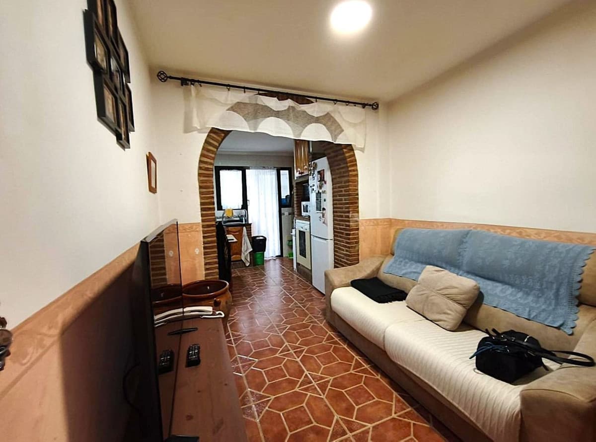 Top Floor Apartment in Estepona — photo 8 of 10