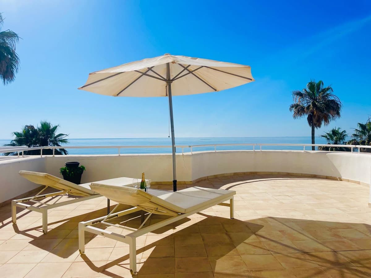 Ground Floor Apartment in Estepona — photo 2 of 10