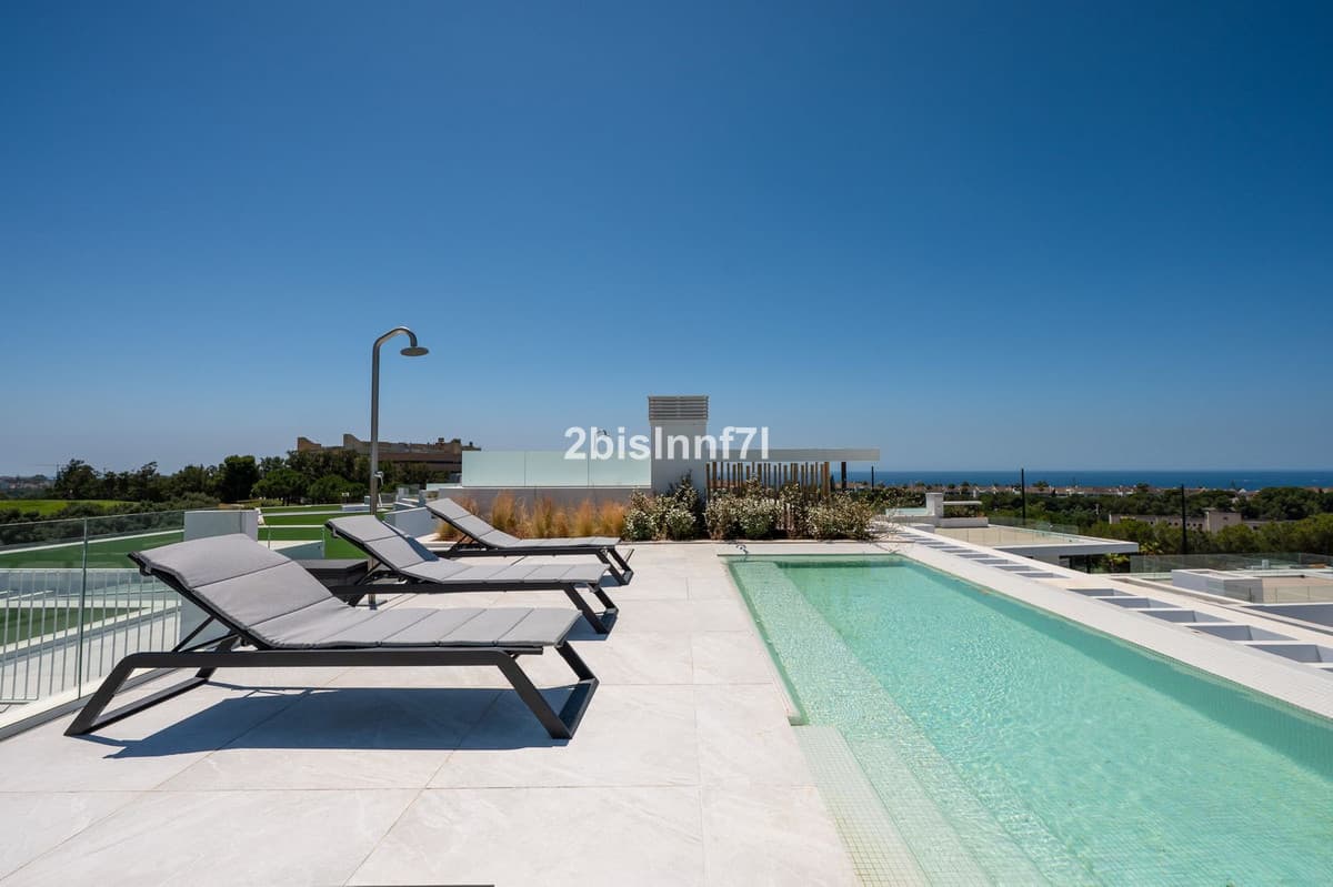 Penthouse in Santa Clara — photo 1 of 10