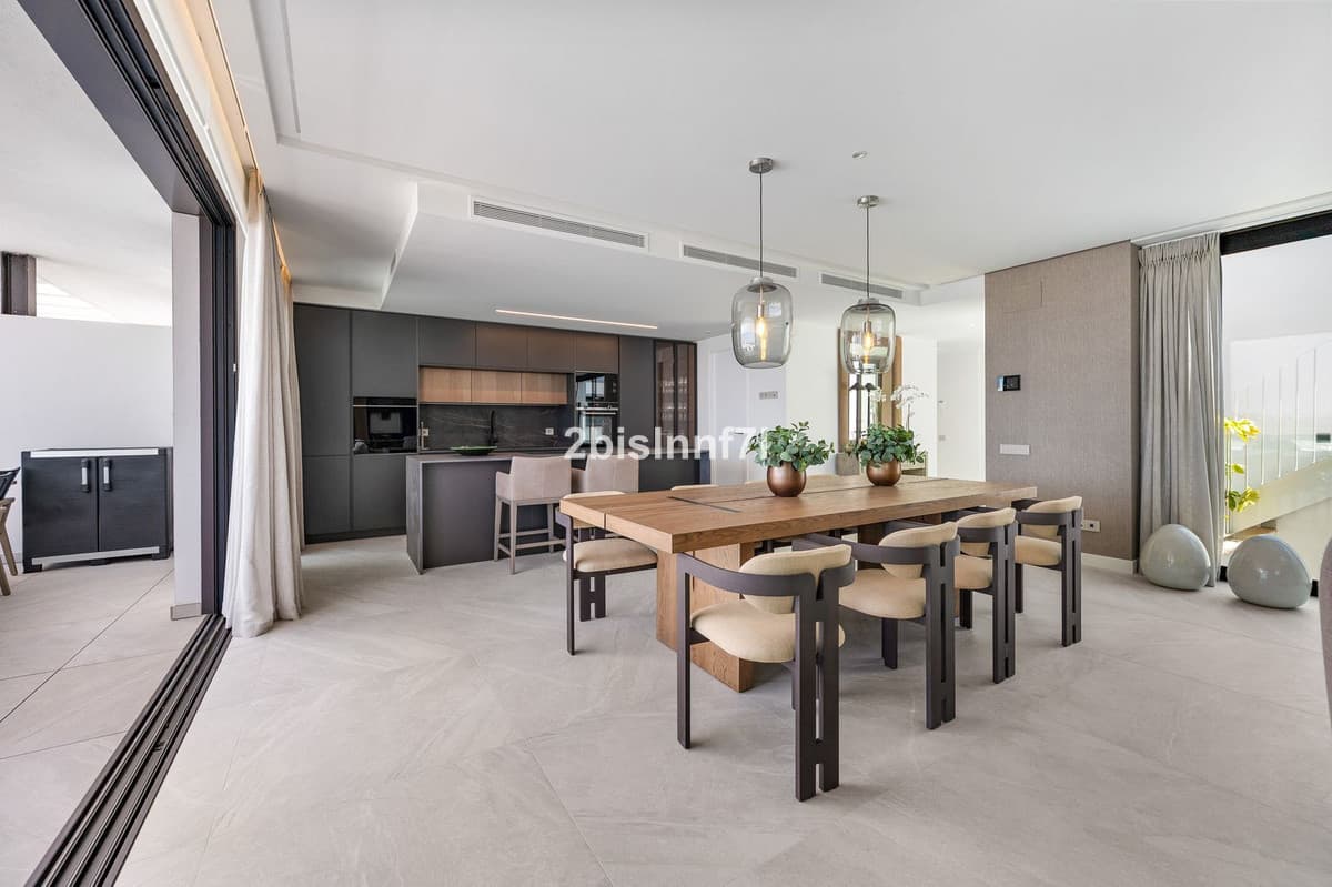Penthouse in Santa Clara — photo 7 of 10