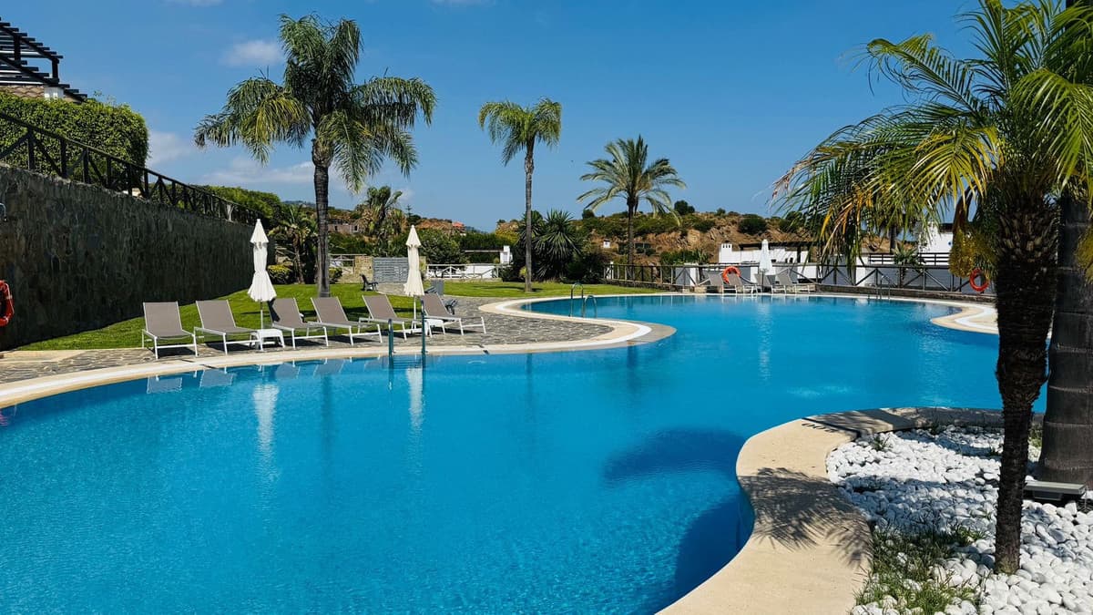 Duplex in Marbella — photo 1 of 10
