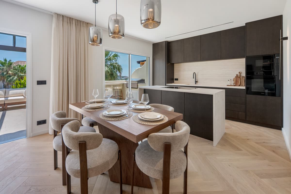 Penthouse Duplex in Nueva Andalucía — photo 6 of 10