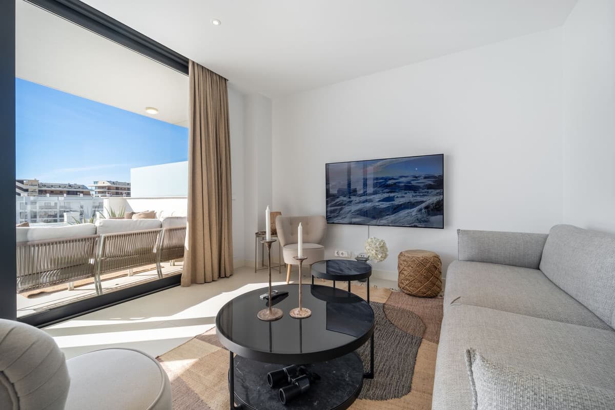 Middle Floor Apartment in Fuengirola — photo 8 of 10