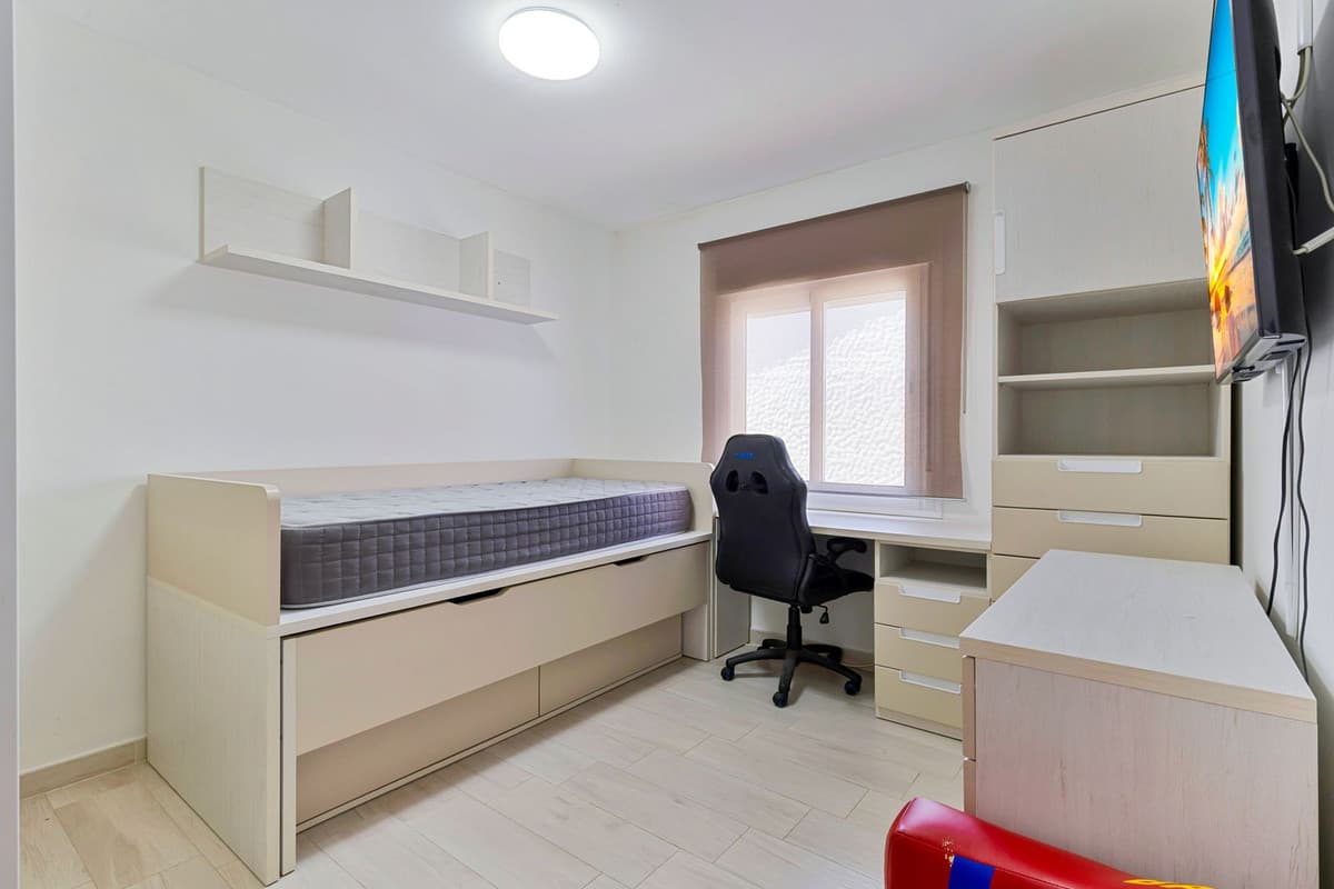 Top Floor Apartment in La Cala de Mijas — photo 2 of 10