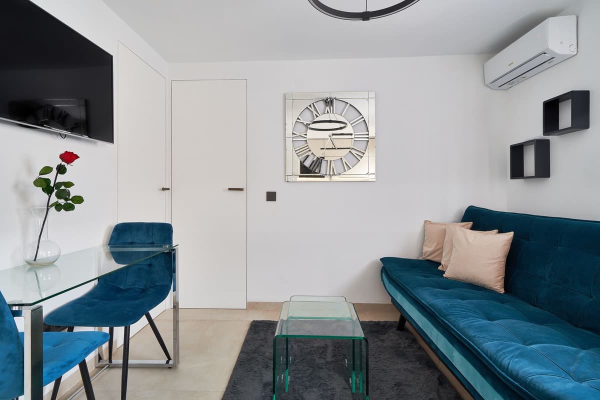 Middle Floor Apartment in Marbella — photo 8 of 10