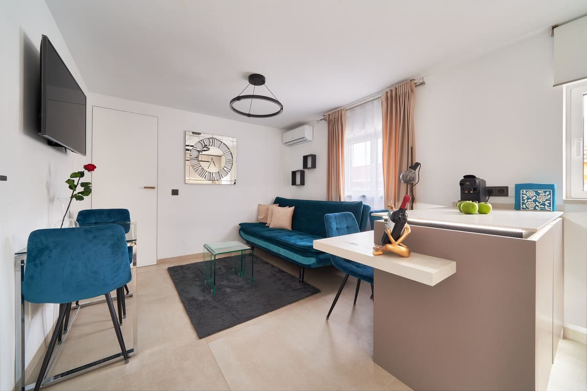 Middle Floor Apartment in Marbella — photo 9 of 10