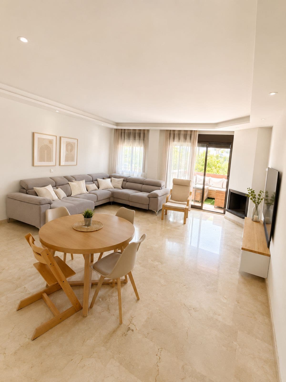 Penthouse Duplex in Casares — photo 2 of 10