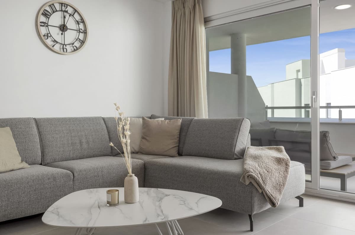 Middle Floor Apartment in Cancelada — photo 8 of 10