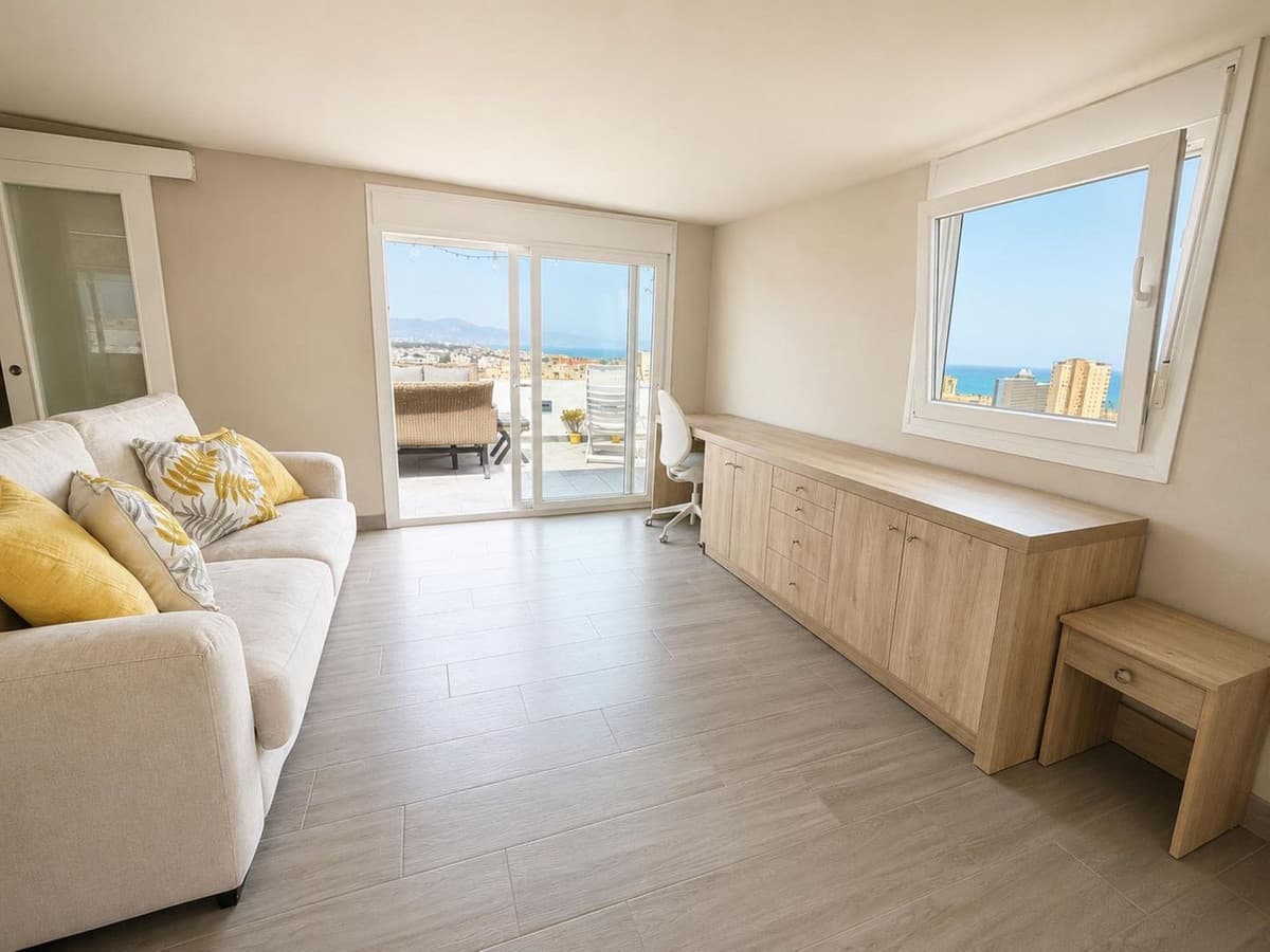 Penthouse Duplex in Torremolinos — photo 4 of 10