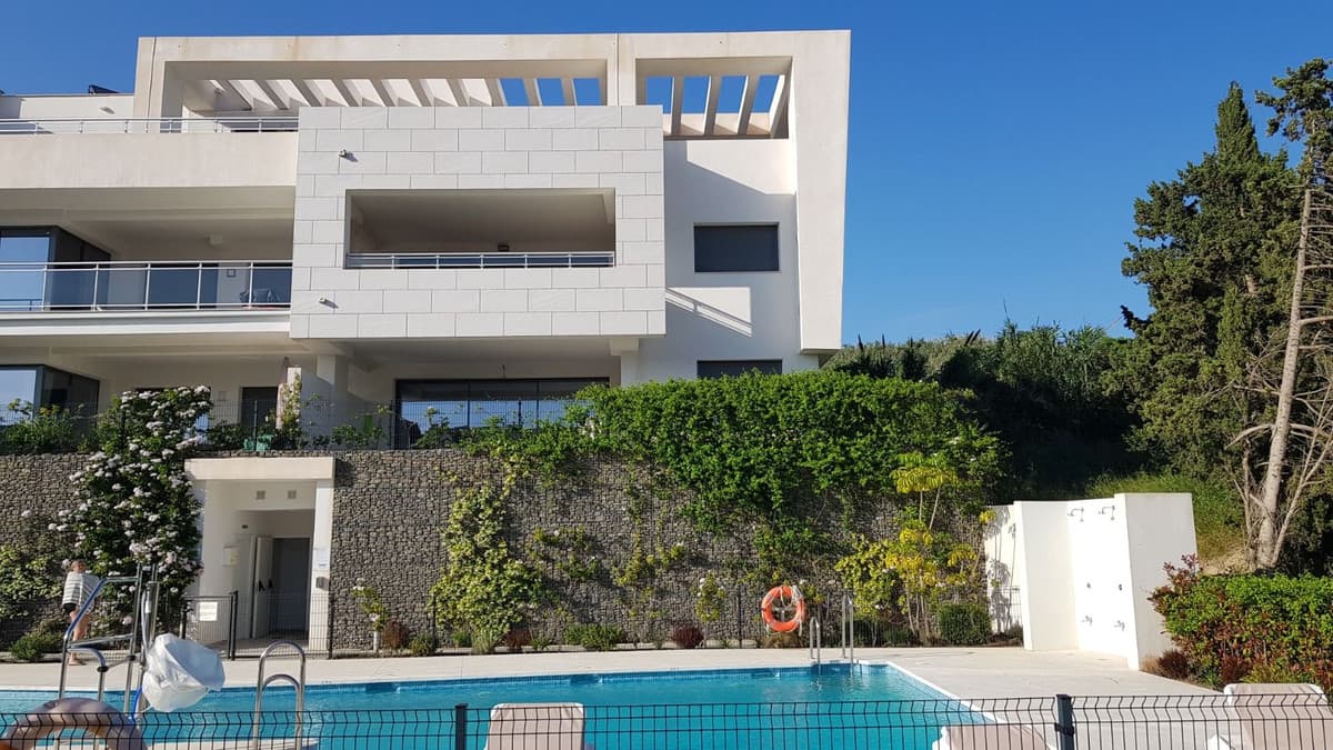 Ground Floor Apartment in Casares — photo 3 of 10