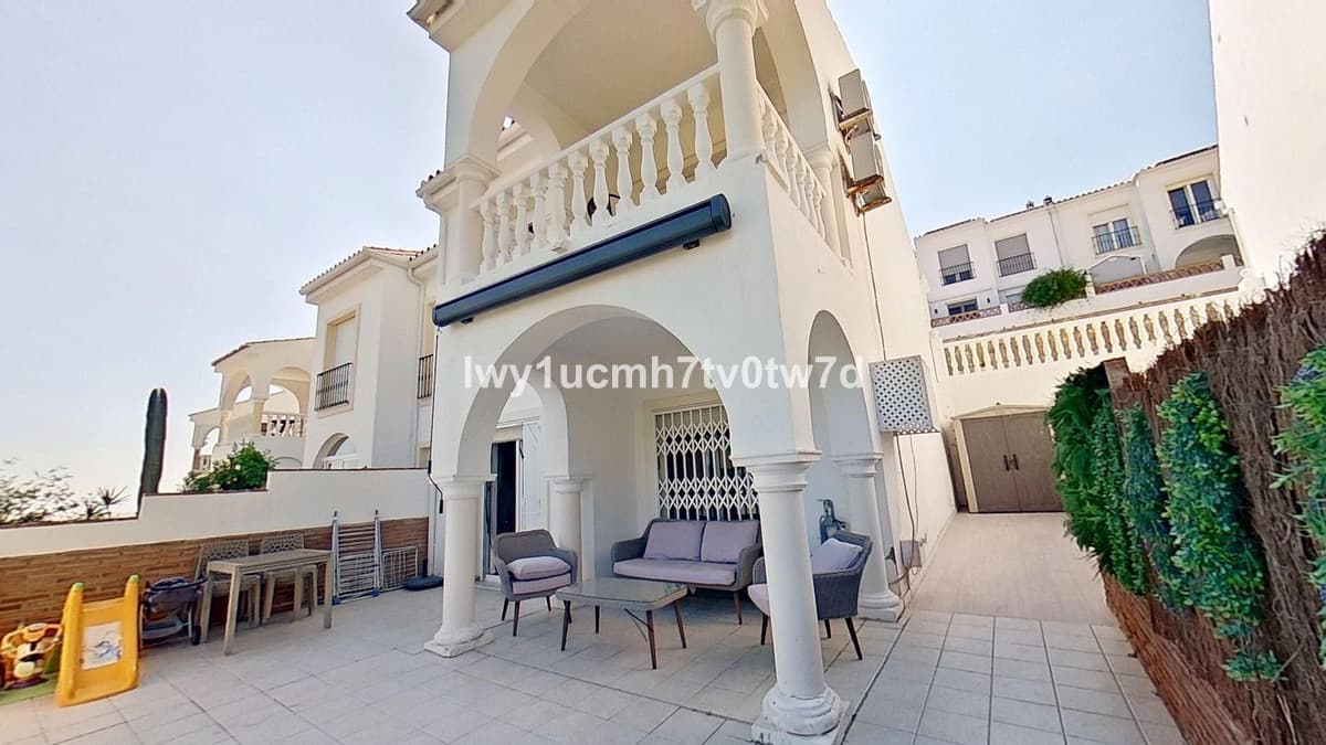 Townhouse in Mijas — photo 2 of 10