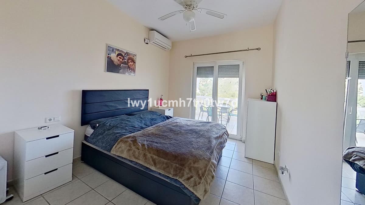 Townhouse in Mijas — photo 7 of 10