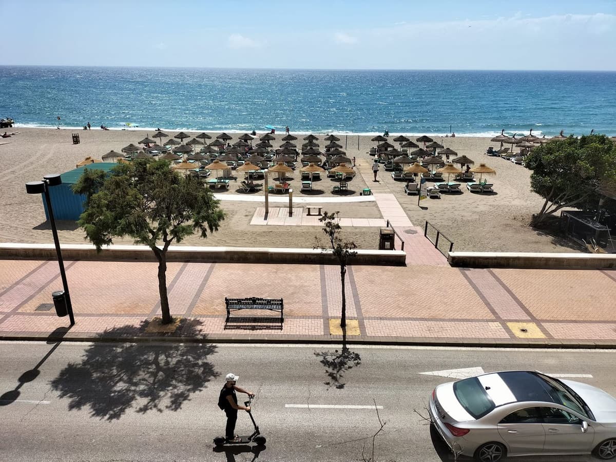 Middle Floor Apartment in Fuengirola — photo 1 of 10