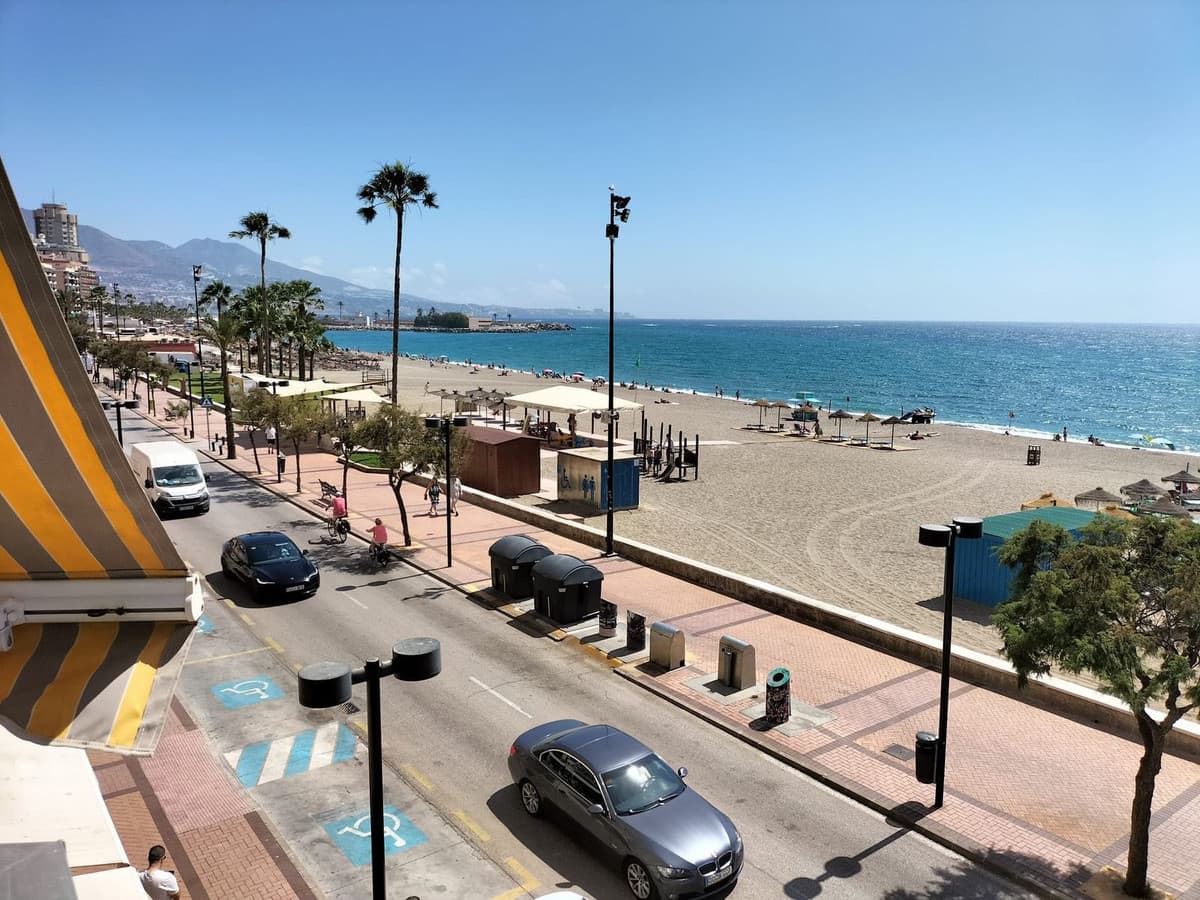 Middle Floor Apartment in Fuengirola — photo 2 of 10