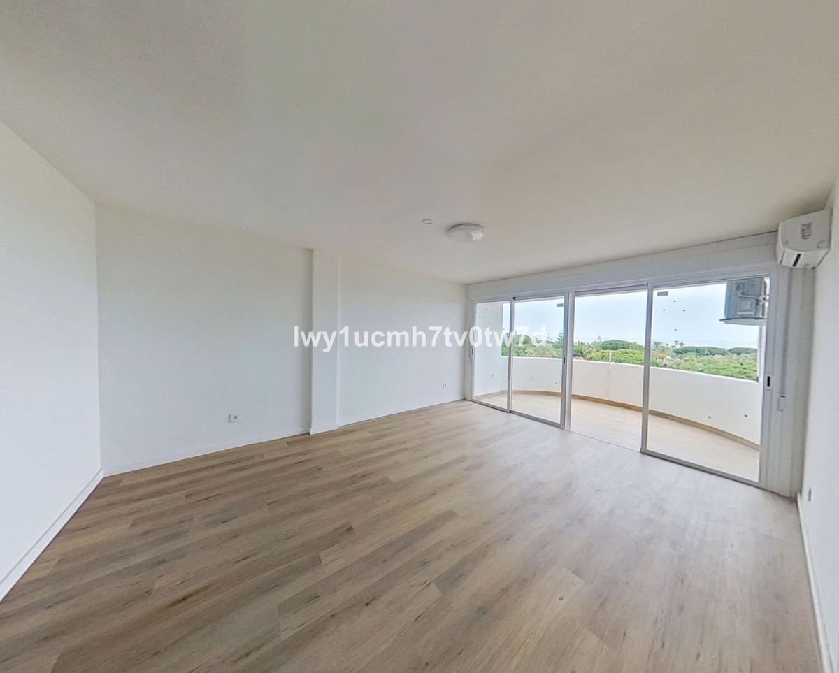 Middle Floor Studio in Marbella — photo 7 of 10