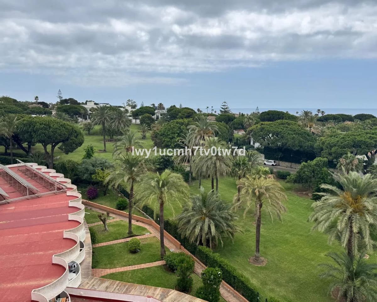 Middle Floor Studio in Marbella — photo 8 of 10