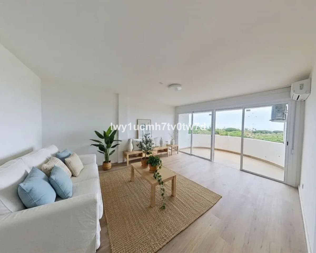 Middle Floor Studio in Marbella — photo 10 of 10