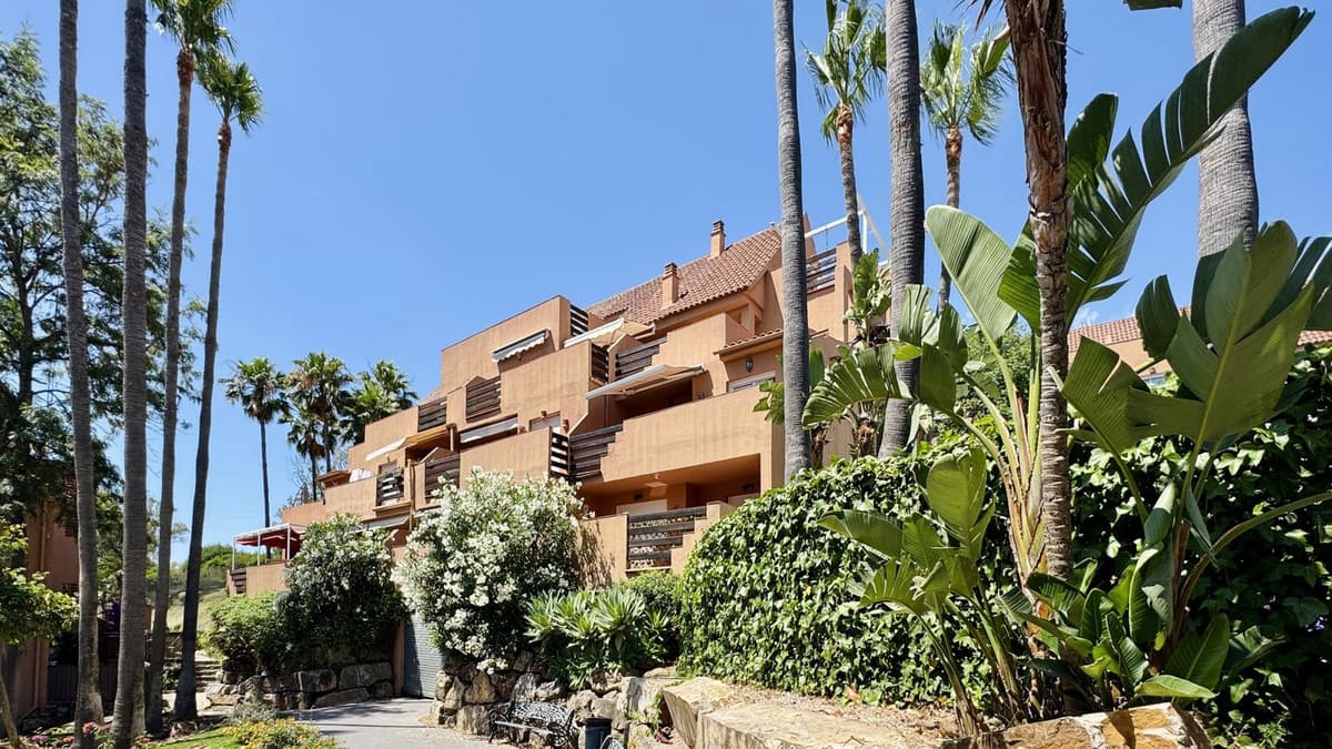 Middle Floor Apartment in Casares Playa — photo 2 of 10