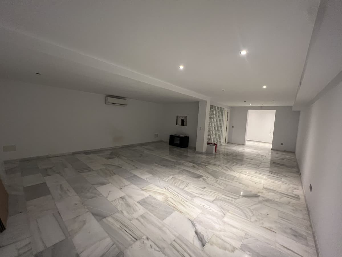 Detached Villa in Nueva Andalucía — photo 4 of 10