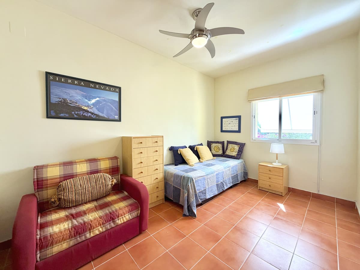 Townhouse in Cancelada — photo 10 of 10