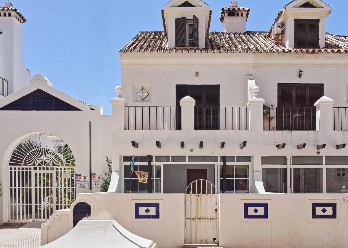 Townhouse in Fuengirola — photo 6 of 10