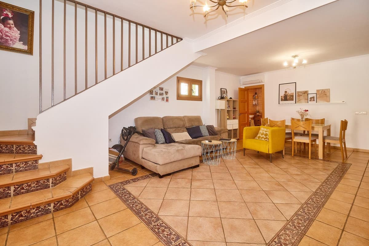 Townhouse in Fuengirola — photo 10 of 10