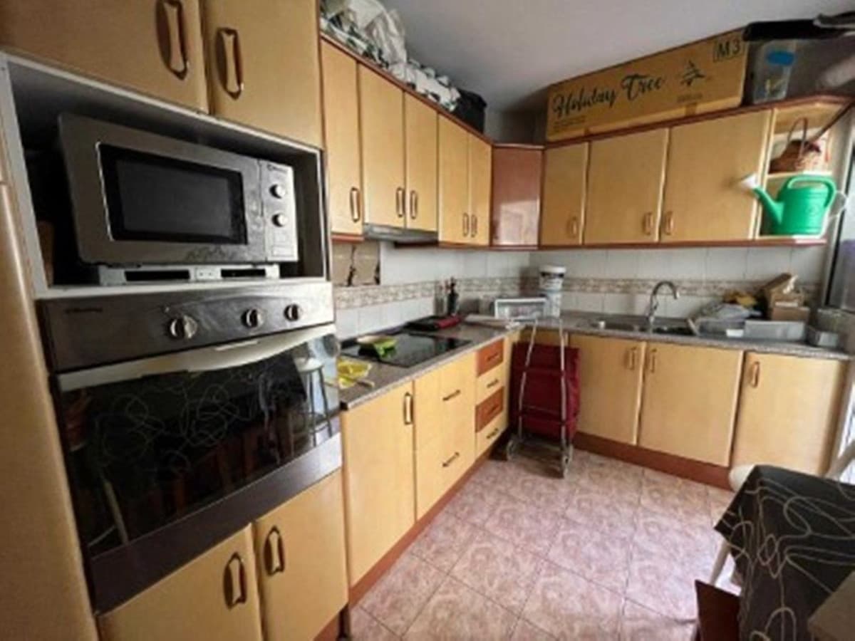 Middle Floor Apartment in Torremolinos — photo 1 of 8