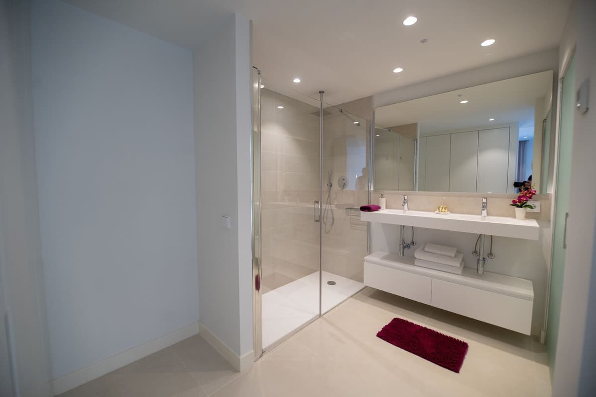 Middle Floor Apartment in Higueron — photo 9 of 10