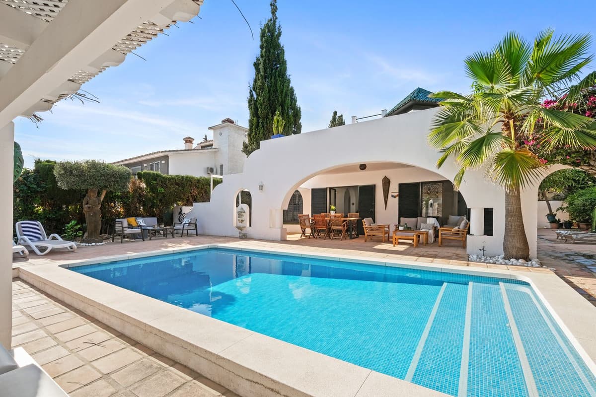 Detached Villa in Marbella — photo 4 of 10