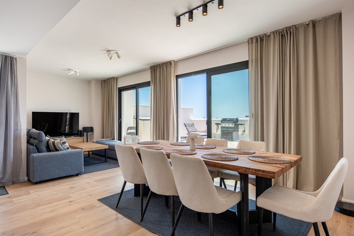 Penthouse in Las Lagunas — photo 9 of 10