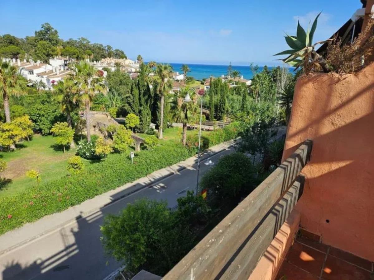 Penthouse Duplex in Estepona — photo 6 of 10