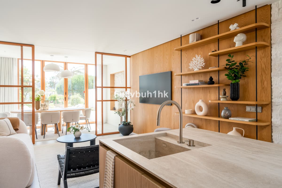 Townhouse in Nueva Andalucía — photo 7 of 10