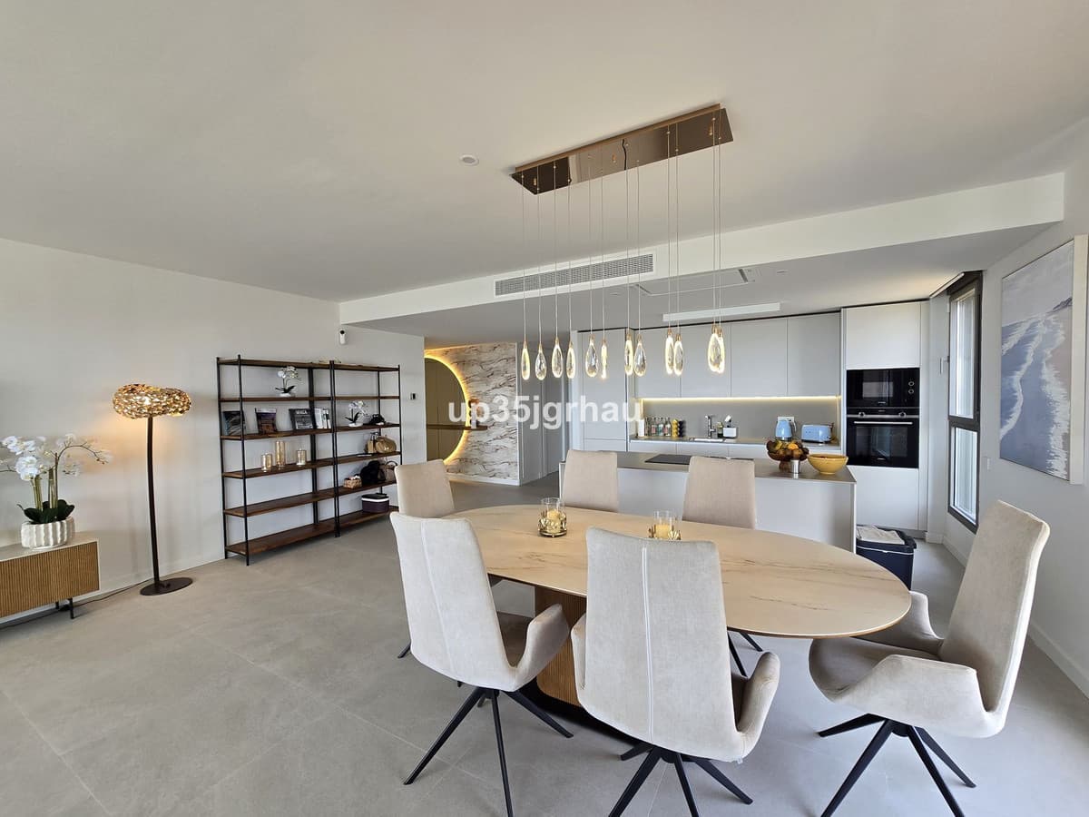 Middle Floor Apartment in Selwo — photo 5 of 10