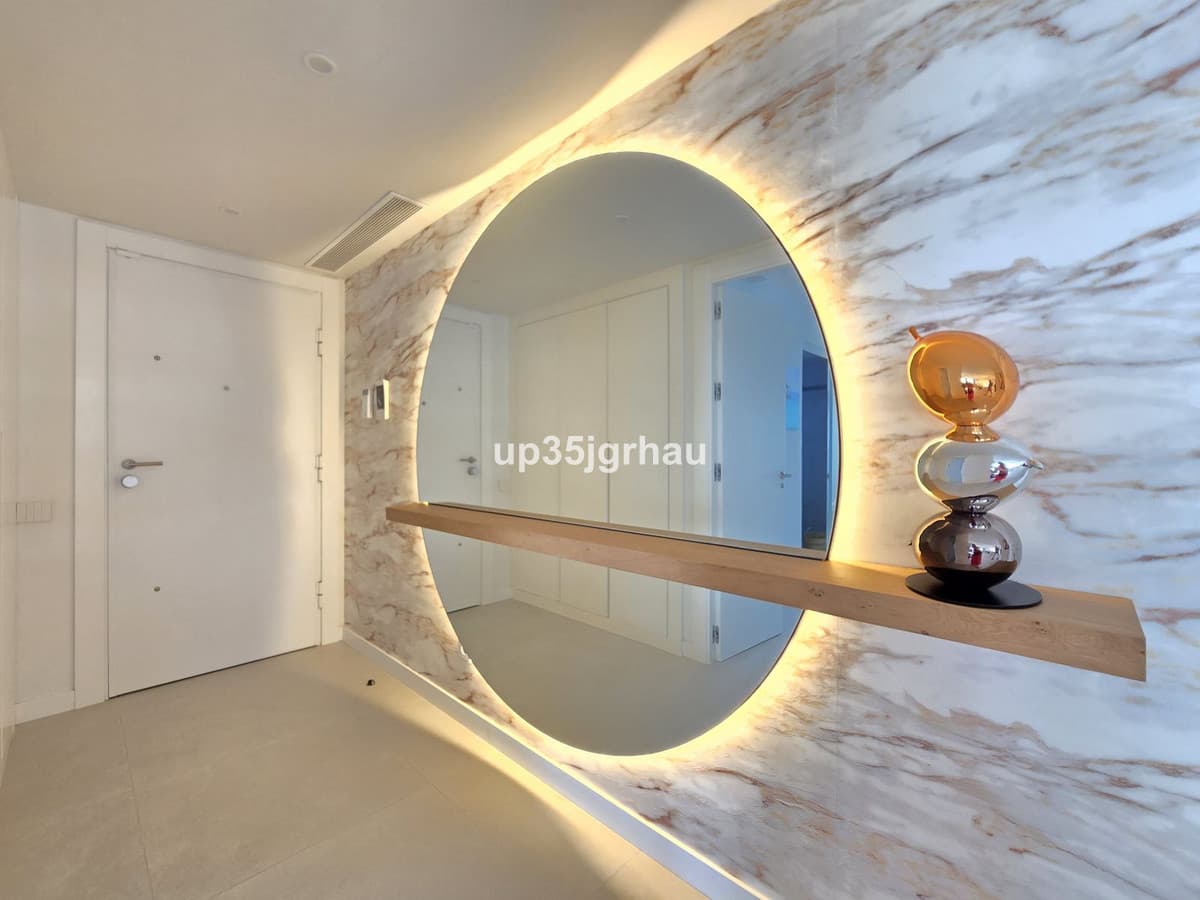 Middle Floor Apartment in Selwo — photo 6 of 10