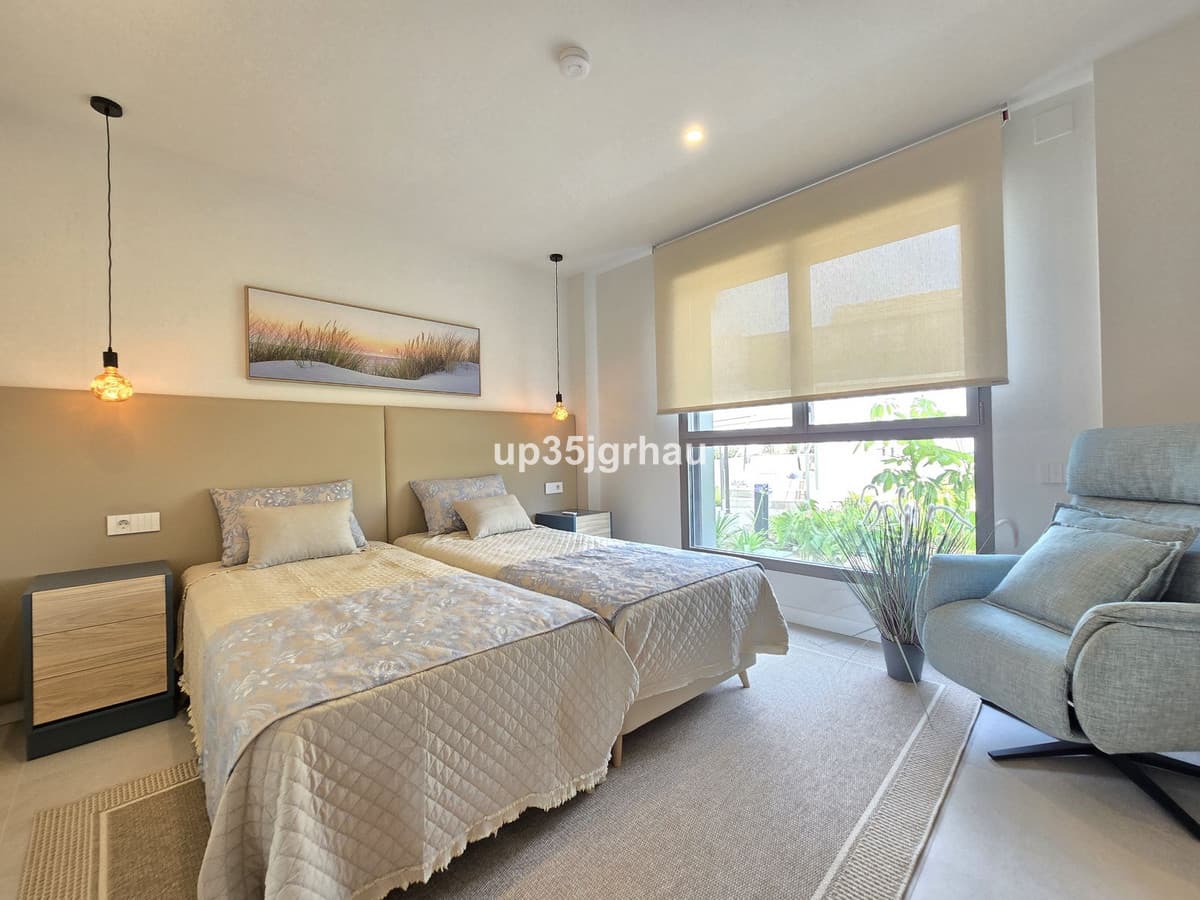 Middle Floor Apartment in Selwo — photo 9 of 10