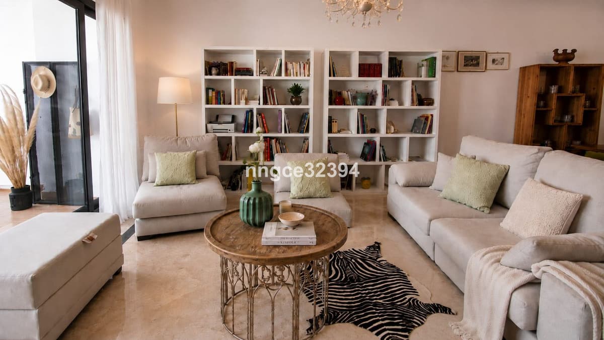 Middle Floor Apartment in Casares — photo 7 of 10